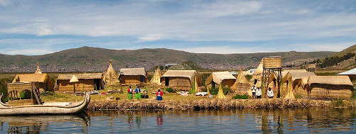 tours en puno Islas de Uros y taquile